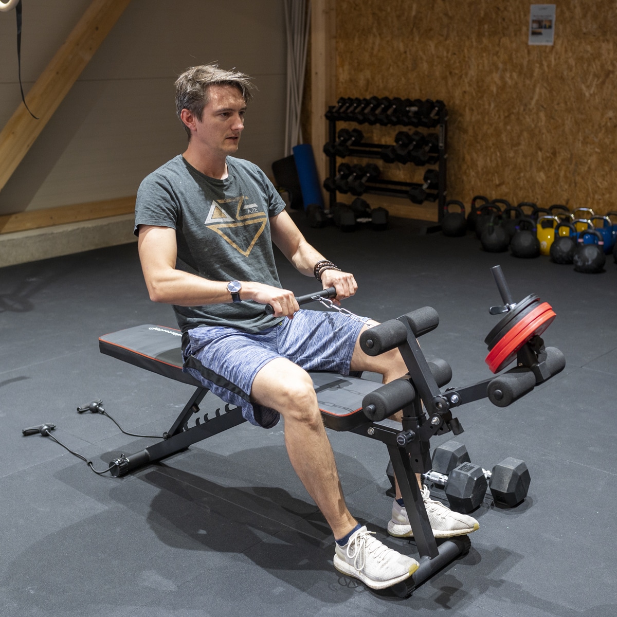 Multifunktionale Hantelbank aus Stahl GladiatorFit 12 Multi-Funktions-Hantelbank aus Stahl 1