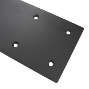 Floor plate for rack