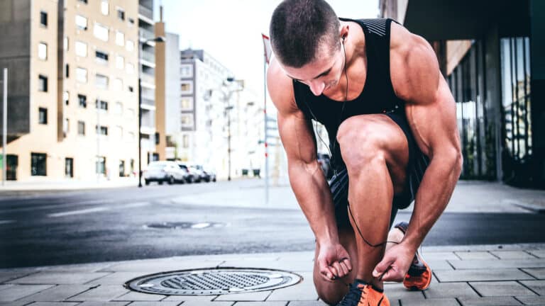 Exercices pour se muscler les épaules