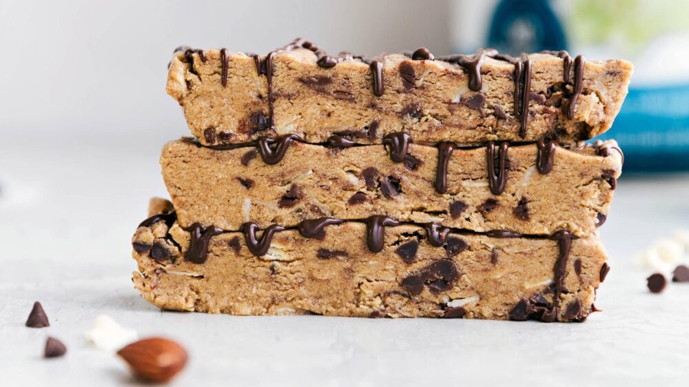 Almond Coconut Protein Bars 1