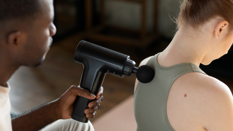 Pistolets de massage en physiothérapie avantages, utilisation et critères de sélection