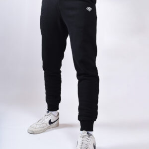 Loven Jogger di Essence Uomo 16 jogger nero 2 1200