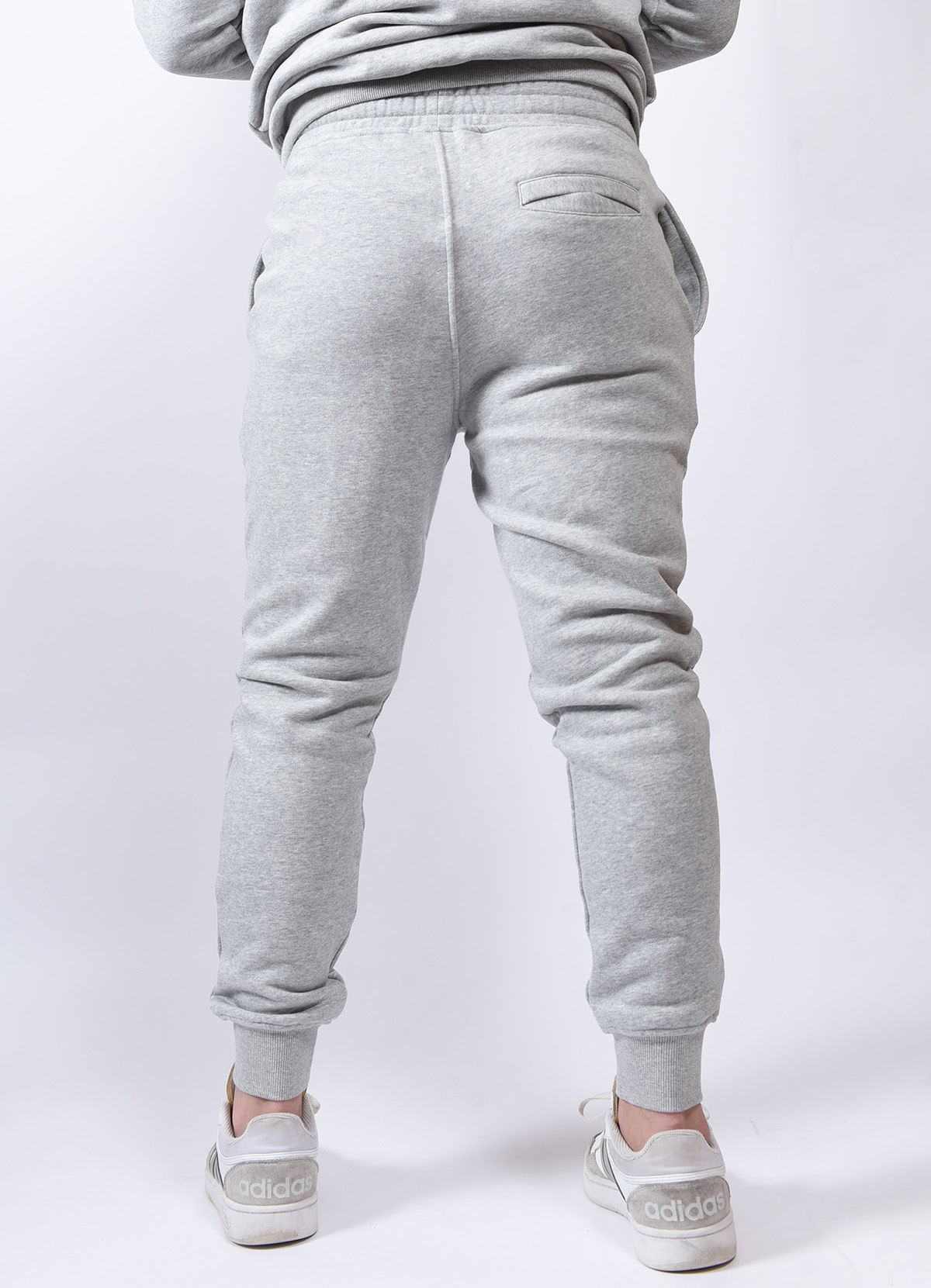 Loven Jogger di Essence Uomo 9 jogger grigio 3 1200