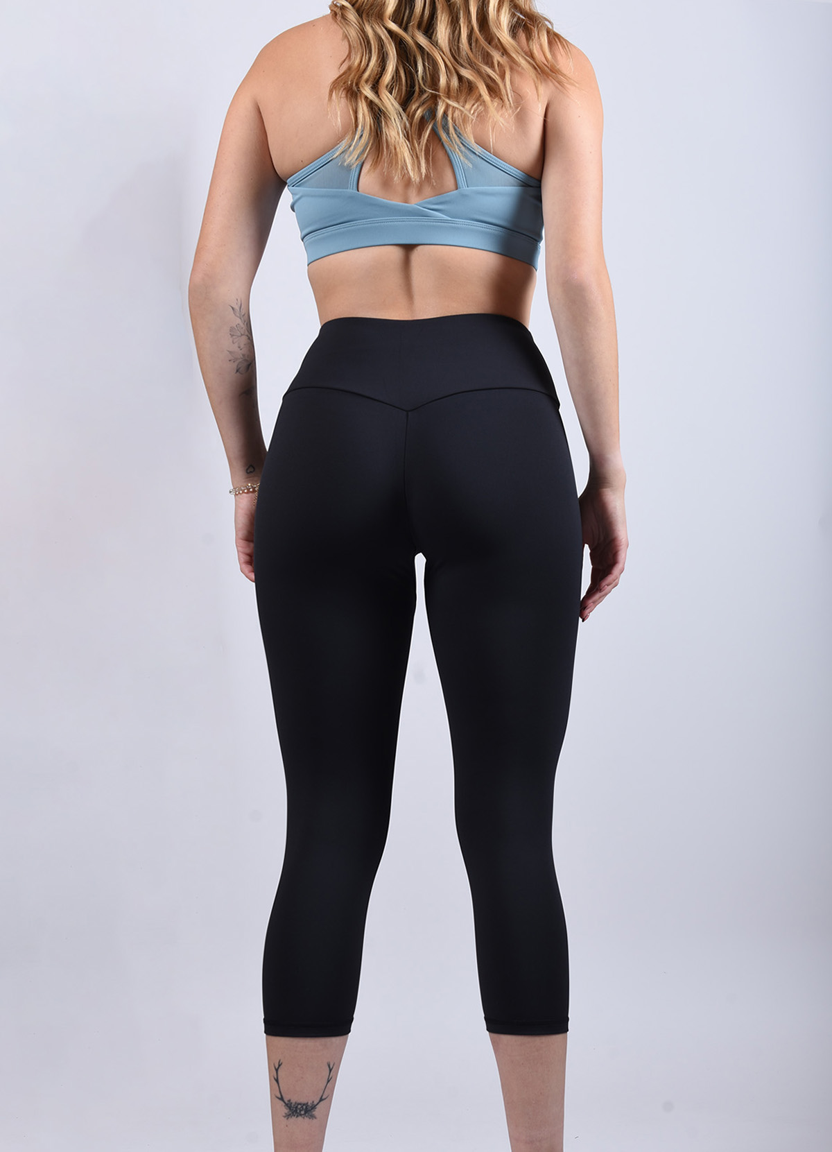 Connect Leggings 7/8 para mulher Loven 3 leggings pretas com corte 3