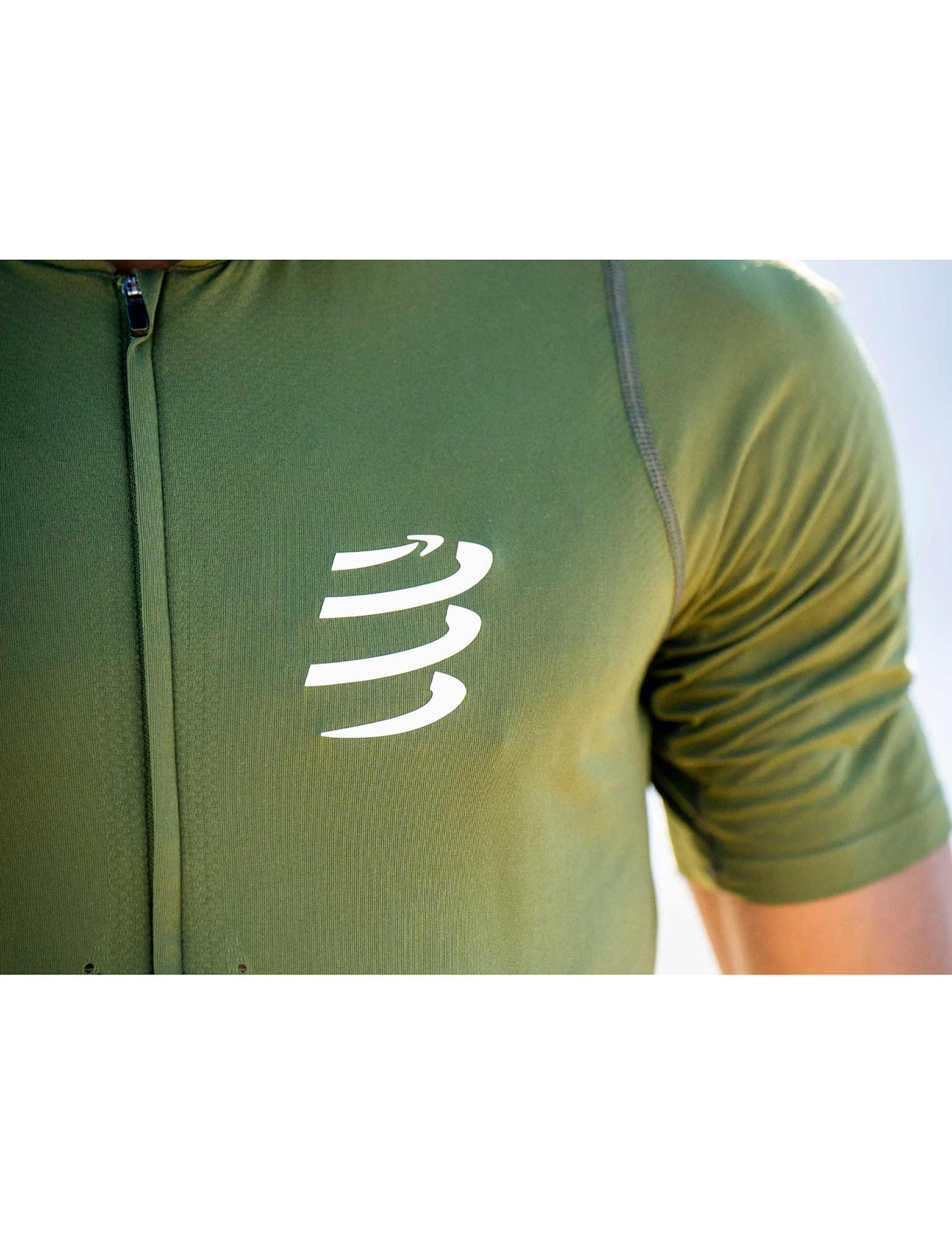 Camiseta Trail de manga corta y media cremallera Compressport Hombre 21 Camiseta trail a courte Trail media cremallera manga corta Homme Compressport 15796