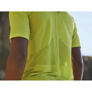 Camiseta Trail de manga corta y media cremallera Compressport Hombre 62 Camiseta trail a courte Trail media cremallera manga corta Homme Compressport 42730