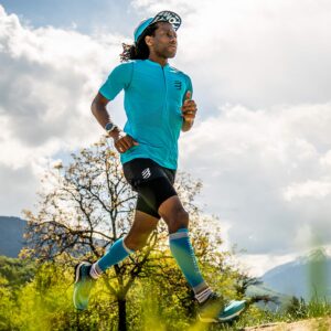 Camiseta Trail de manga corta y media cremallera Compressport Hombre 54 Camiseta trail media cremallera manga corta Homme Compressport 60249