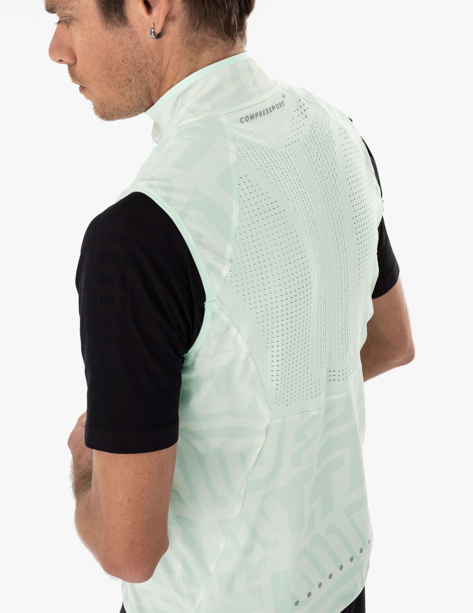 Chaqueta cortaviento cortaviento de trail running para hombre Hurricane Compressport 24326