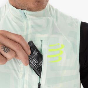 Chaqueta cortaviento de trail running cortaviento para hombre Hurricane Compressport 2648