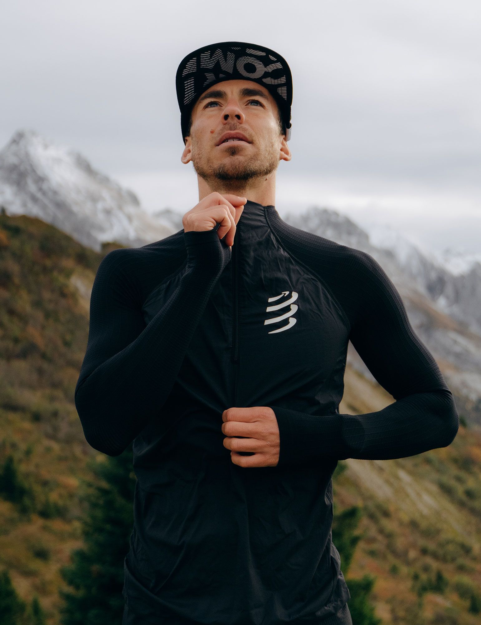 Men's Windproof Seamless Thermoregulation Jacket Compressport 4 Men's Windproof Seamless Half Zip Thermoregulation Jacket Compressport 6283