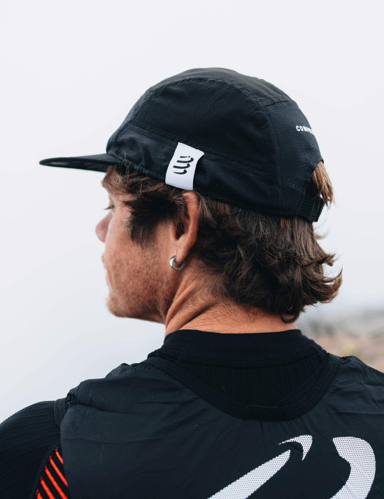 Gorra deportiva transpirable y ajustable Compressport "Gorra ligera de 5 paneles 12 Gorra deportiva transpirable y ajustable Gorra ligera de 5 paneles Compressport 84844