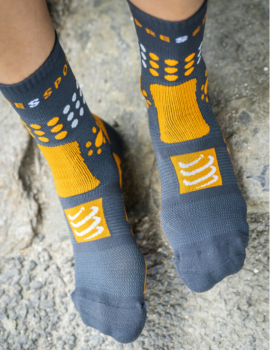 Meias de trekking Compressport 59052