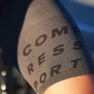 Tuta da triathlon Aero SS Trisuit M da uomo Compressport 89207