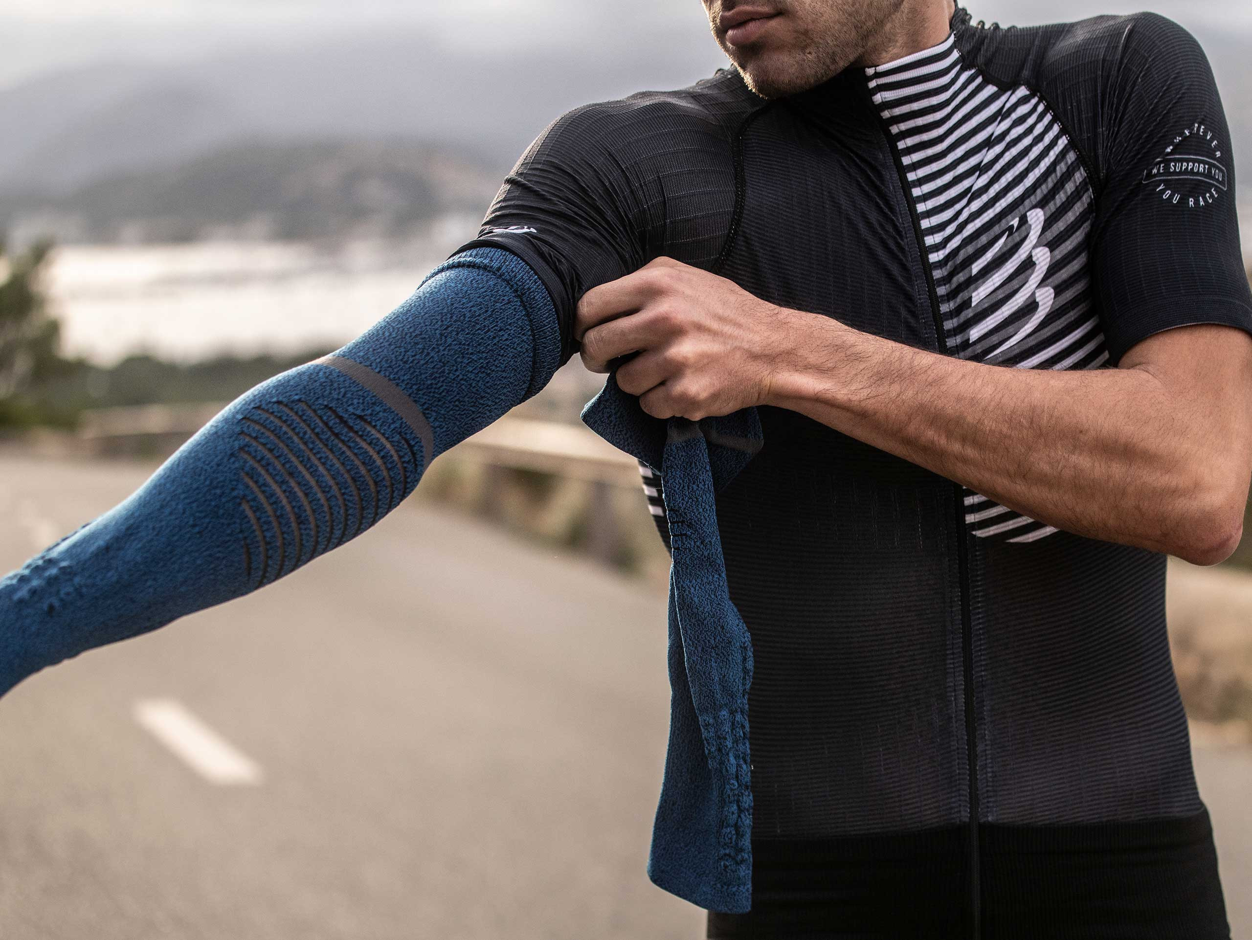 Compressport "Ultralight" armcompressiemouwen (set van 2) 30 Compressport ultralichte armcompressiemouwen set van 2 49683