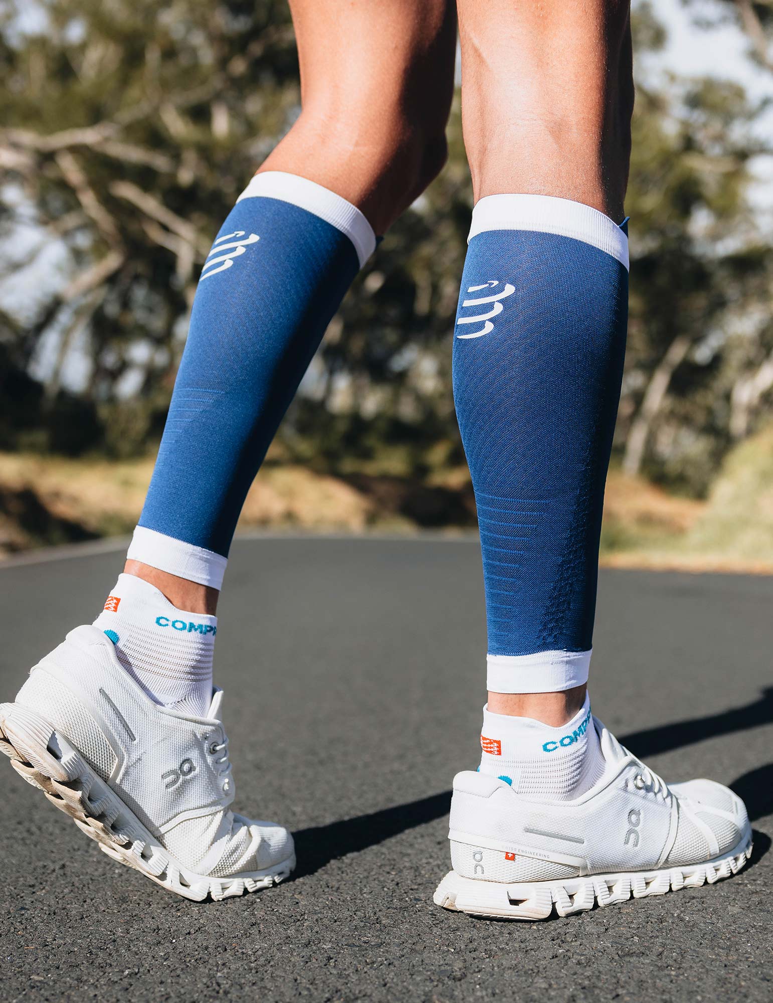 Manicotti a compressione per polpacci "R2 3.0" Compressport (set di 2) 20 Compressport R2 3.0 Calf Compression Sleeves Set di 2 29159