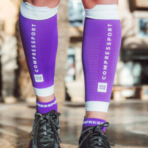 Manicotti a compressione per polpacci "R2 3.0" Compressport (set di 2) 42 Compressport R2 3.0 Calf Compression Sleeves Set di 2 4899