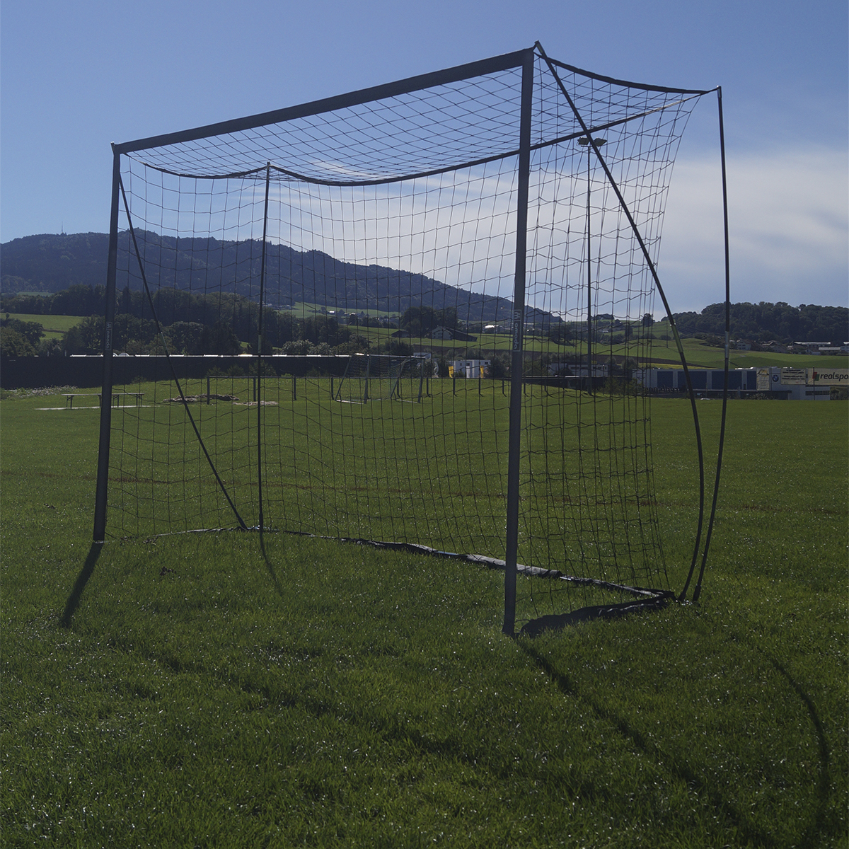 Baliza de futebol transportável com auto-teste Omada - Image 4