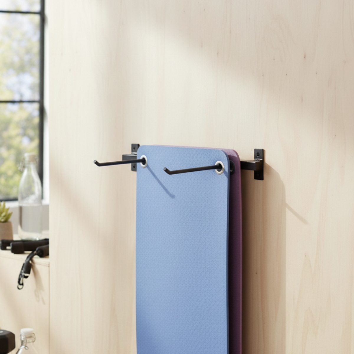 Suporte de parede ajustável para tapetes de ioga JustFit 3 Suporte de parede ajustável para tapetes de ioga JustFit - Image 3