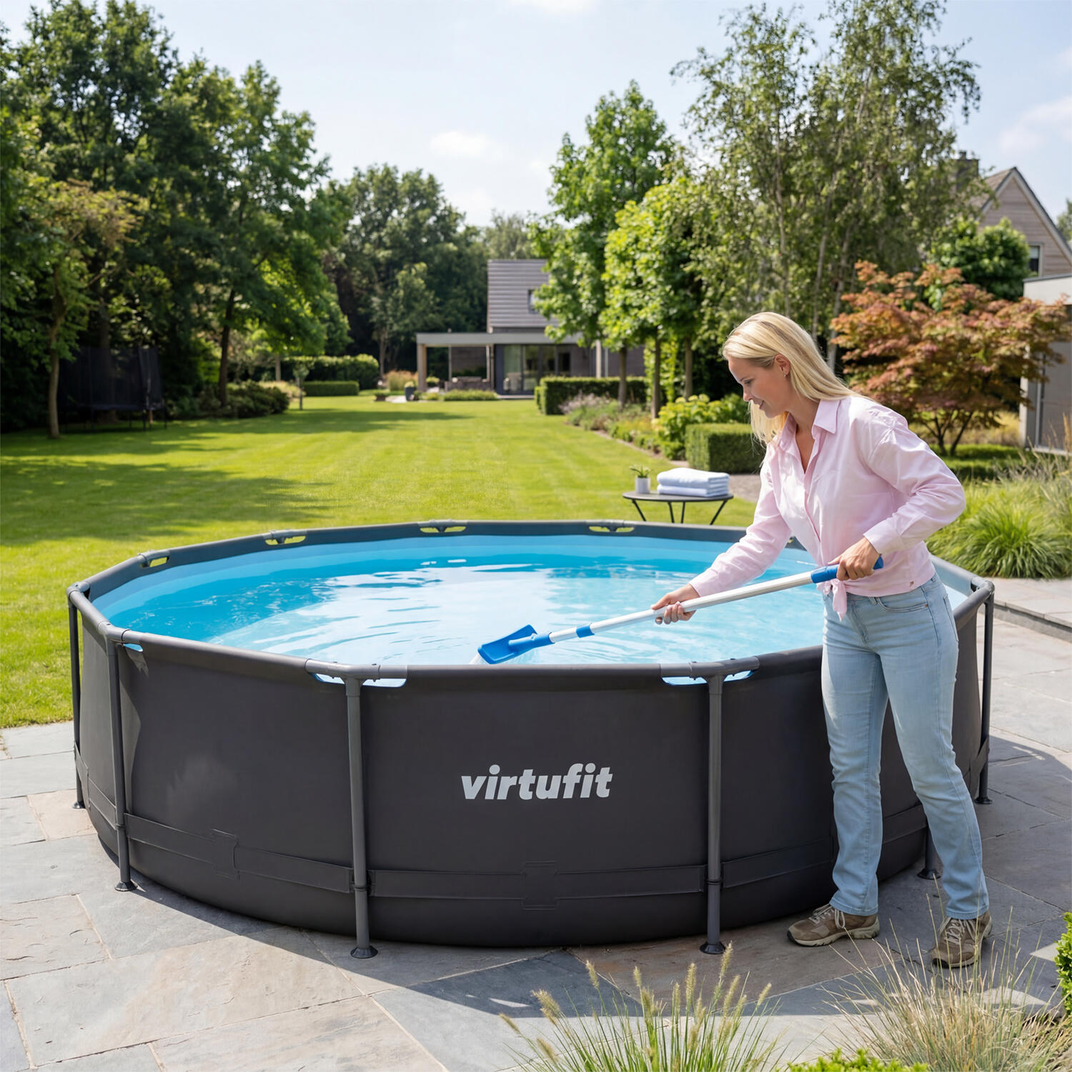 Vara telescópica VirtuFit para piscina 3 Vara telescópica VirtuFit para piscina - Image 3