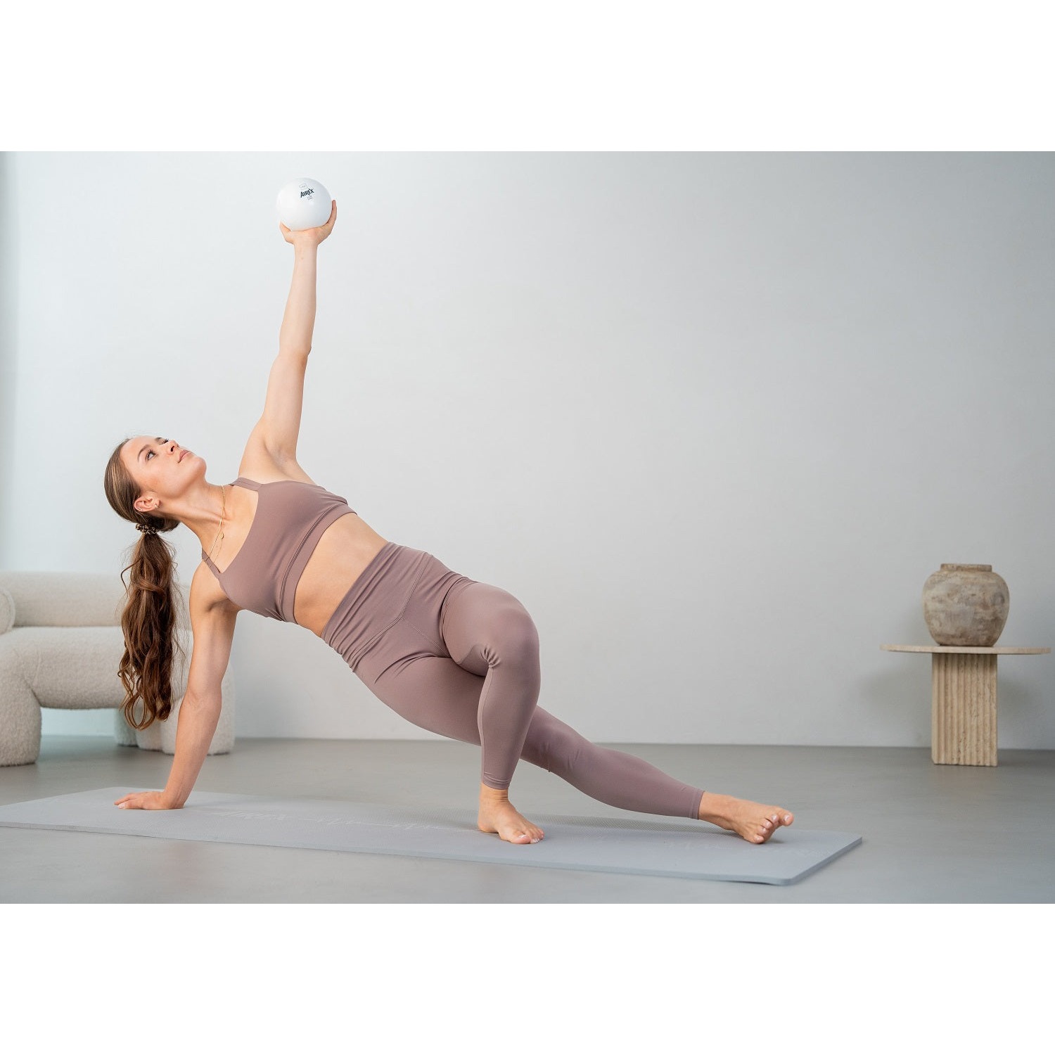 Pilates-bal met gewicht Ø 12,7 cm "Heartbeat" van Airex 2 Pilates-bal met gewicht Ø 12,7 cm "Heartbeat" van Airex - Afbeelding 2